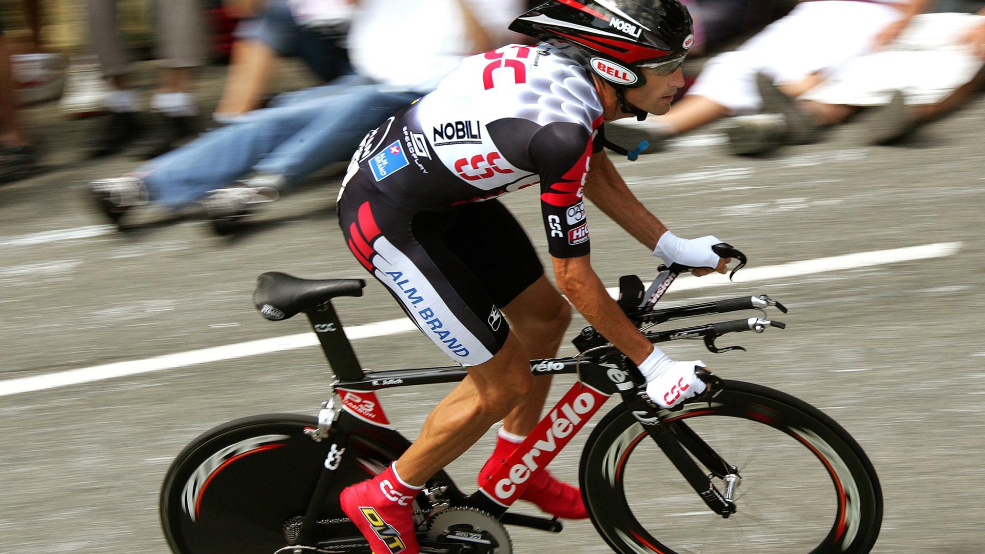 电竞选手心理辅导体系完善，助力职业健康发展，电竞选手的心酸